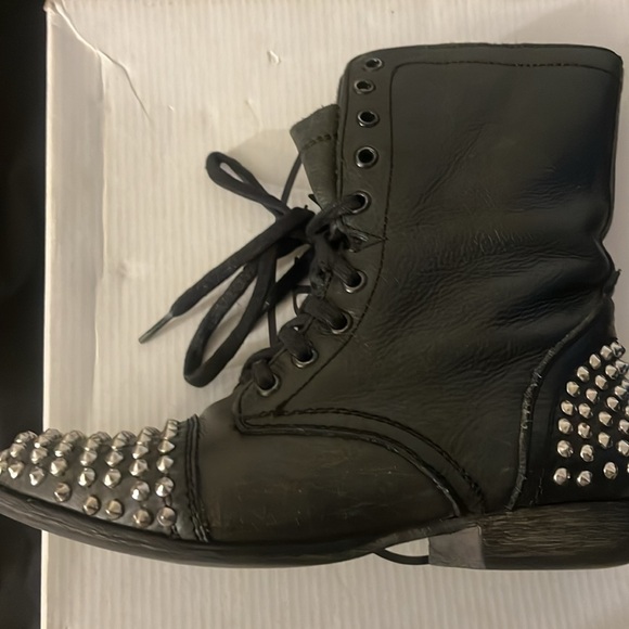 Brought years ago in decent condition genuine leather - Picture 5 of 9